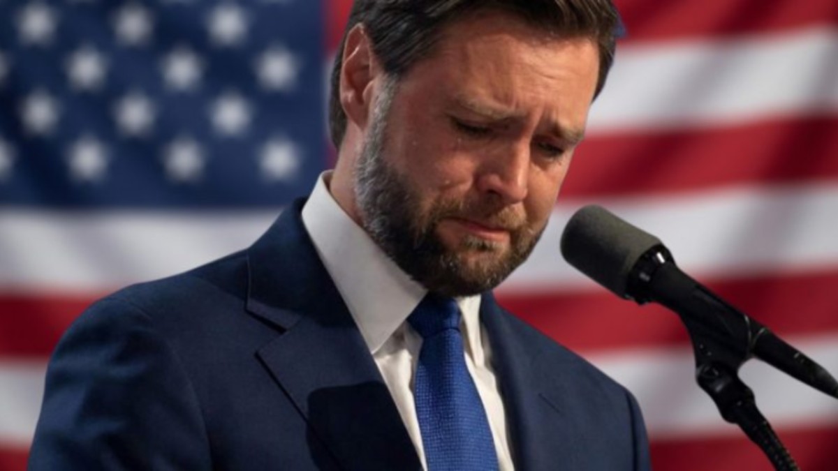 JD Vance 2028 presidential candidate speaking at podium with American flag background