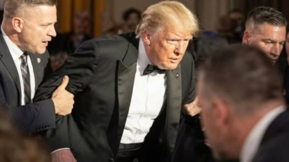 Trump shooting D.C. gala event with security personnel at formal black-tie dinner