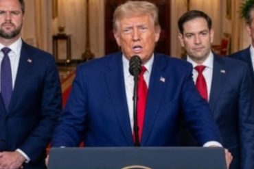 US officials at podium discussing US-Iran nuclear deal negotiations and foreign policy