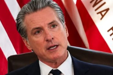 Longtime Democrat Won't Seek Re-election announcement with official speaking